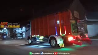 JAM PANAS TRUCK CABE ADU GENGSI DI JALUR PANTURA KRAKSAAN-PROBOLINGGO