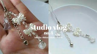 studio vlog 04 | making beige ribbon chain charm.