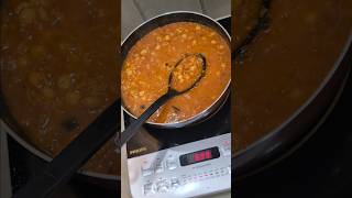 Chana masala #cooking #shorts #trending #trendingshorts #chanamasala #easyrecipe #simplerecipes