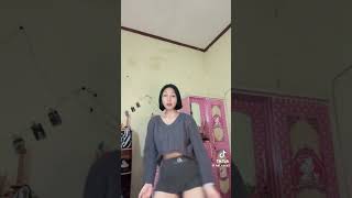 Kompa kompa dance  viral TikTok#rorenza #dancetiktok #dancechallenge #dancer