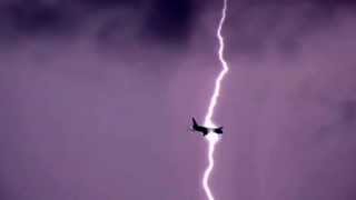 Plane struck by lightning in flight