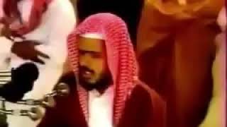 امام الحرم النبوي يصلي في مكة المكرمة