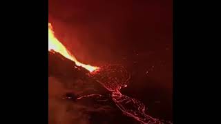 Kīlauea volcano erupts in Hawaii 🌋