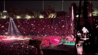 COLDPLAY - Music of The Spheres Tour 2023 (Rosebowl, Pasadena) - How the Audience go crazy about it