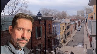 La rue de Montréal qui devient une ruelle.