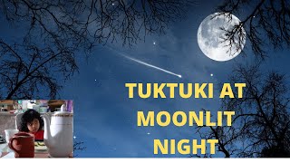 Tuktuki expressing her exciting feeling to see the beautiful moon.