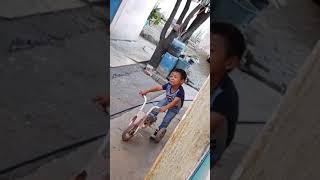 the kids face when he realizes he got caught #funnyvideo #tiktok