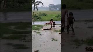 Monsoon nature and children's joy have become one#rain #rainyweather #rainyday 🌨️🌨️🌨️