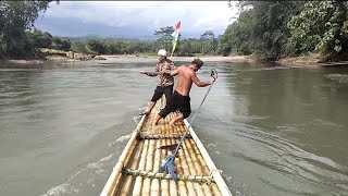 miris, lewat sini harus pake rakit || tak ada jembatan