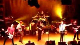 Flogging Molly - Whats Left Of the Flag For Me (live)