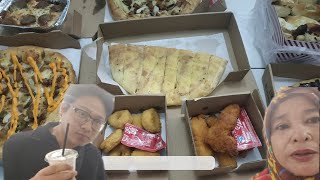 Nonton piala dunia basket ball.makan roti O.kopi dan fizza domino‼️enak Part 2