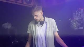 DJ - AYK b2b  DISASTAR - hier im AVA CLUB