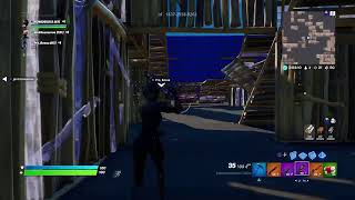 Jogando fornite