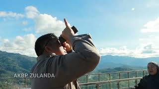 MENIKMATI PEMANDANGAN TORAJA DARI BALIK....