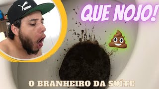 Arrumando o banheiro da nossa suíte.