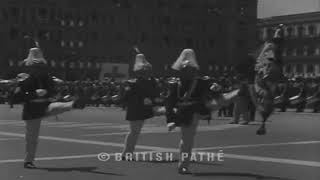 Delegaciones de Bolivia y Ecuador en la Parada Militar de México (1960).