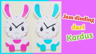 Jam dinding dari kardus