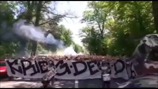 Marsch, Blocksturm & Pyro - Dresden in Karlsruhe (Karlsruher SC - Dynamo Dresden 3:4)