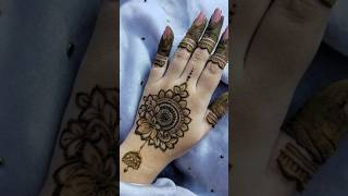 Mehndi design 😍#mehndi #heena #youtube #youtubeshort #trending #shorts #mehndidesign