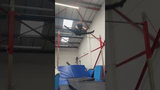 Don’t know what it’s called but that’s cold #stunts #flip #acrobatics #gymnasticsbars #gymnast