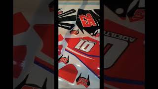 Teste impressão UV em PVC Cristal - Adesivos para motos