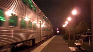 HD: Metra F40PH 170 Heads West Through the Night at Elmhurst IL.