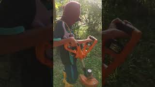 electric brush cutter #carimakan #healing #Kanak2 #kidsplayground