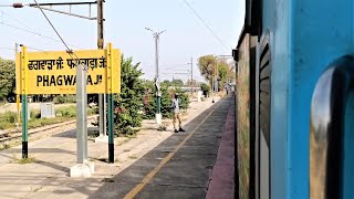 (12411) INTERCITY EXPRESS (Chandigarh - Amritsar) Entering & Departing From Phagwara Junction.!!