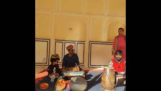 Hawa mahal Jaipur.....papaji and babu ....Rising musicians....