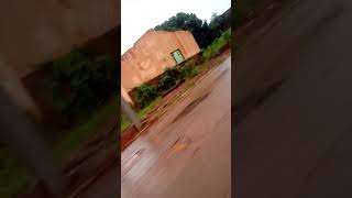 ROLE NA CHUVA KKKK - Caiu Na LAMA