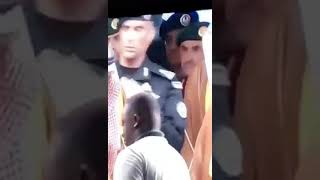 حارس الاتحاد فواز القرني يثير حركة غامضة تغضب الحارس الشخصي  للملك