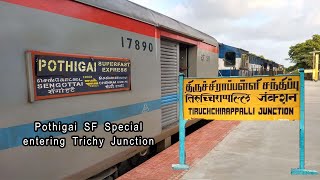 Pothigai SF Special entering Tiruchirappalli Junction || TPJ || Sengottai-Chennai Egmore || Train