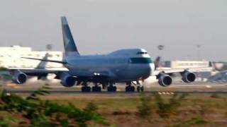 Cathay Pacific Cargo Boeing 747-412(BCF) B-KAE takeoff at Frankfurt Airport 02.10.2011