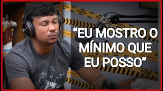 XAMÃ NÃO GOSTA DE MOSTRAR SUA VIDA SOCIAL