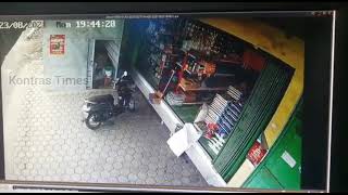 Penampakan Pelaku Ranmor Di Depan Toko Budi Plastik Sraten Terekam CCTV