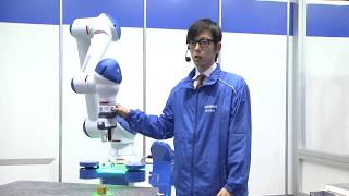 【安川電機】人協働ロボットHC10DTハンドキャリータイプ-2017国際ロボット展