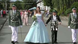 Alexander Grote und Norina Levermann regieren (Langenholthausen)