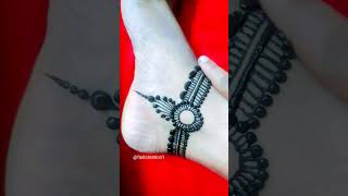 Amazing reverse leg mehndi।।beautiful foot mehndi design।।easy leg mehndi design#shorts #short