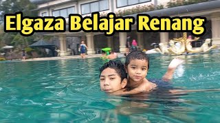 Elgaza Belajar Renang