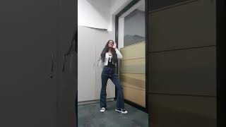 Flower dance cover by kookie.Who is your BLACKPINK bias??#kpop #dancekpop #jisoo #blackpink #fyp