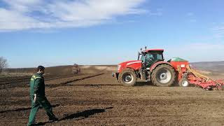 McCormick X7.670 VT-DRIVE seeding chickpeas with Gaspardo PRIMAVERA 6m. Сеитба на нахут с Gaspardo.