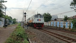 HAMPIR SEMUA KERETA API BERHENTI DISINI!! #kai #keretaapi #keretaapiindonesia