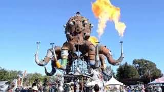 El Pulpo Mechanico - Flaming Mechanical Musical Octopus - Maker Faire 2014 - San Mateo Californa