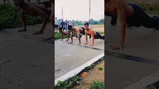 Pushups and pull ups 💪💪 #shorts #shortsfeed #shortvideo #viral #fitness #exercise #gym #workout