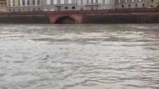 13 novembre 2012. Arno, asta idrometrica agli Uffizi, Firen