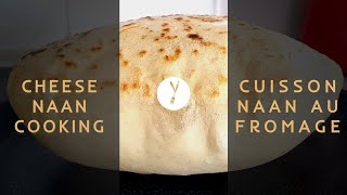 Cuisson à la Poêle Naan au Fromage 🧀  l Cheese Naan Pan l #Shorts