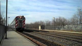 Metra Inbound East Through Congress Park