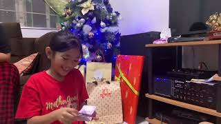 Gift Giving 😅🎁💝