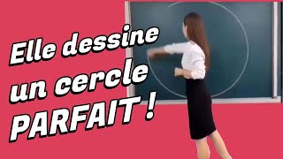 Elle dessine un cercle parfait à main levée !