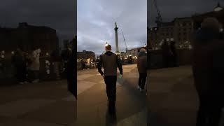 Trafalgal Square, London at night walk